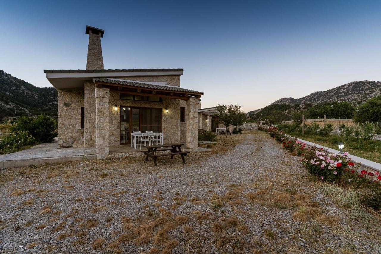 Omalos Village Exterior photo
