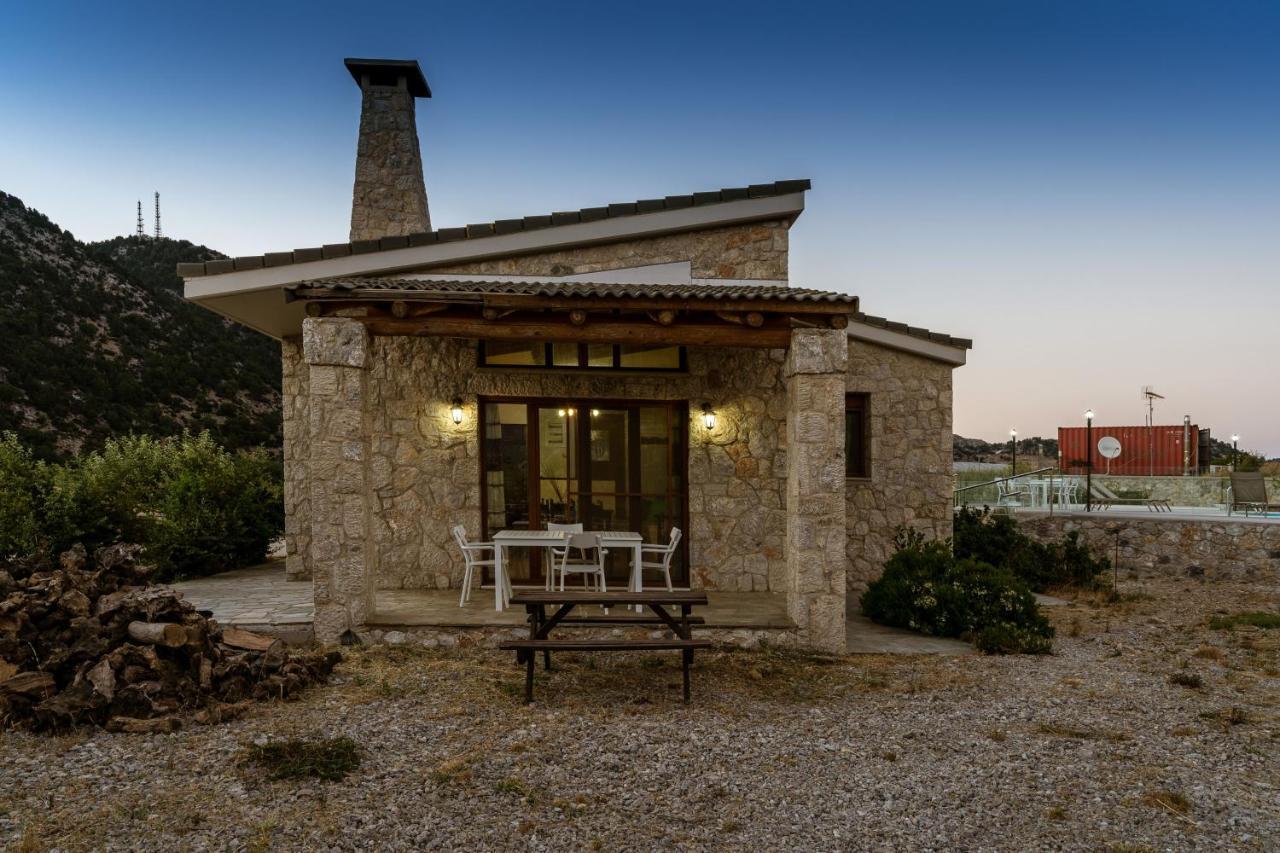 Omalos Village Exterior photo