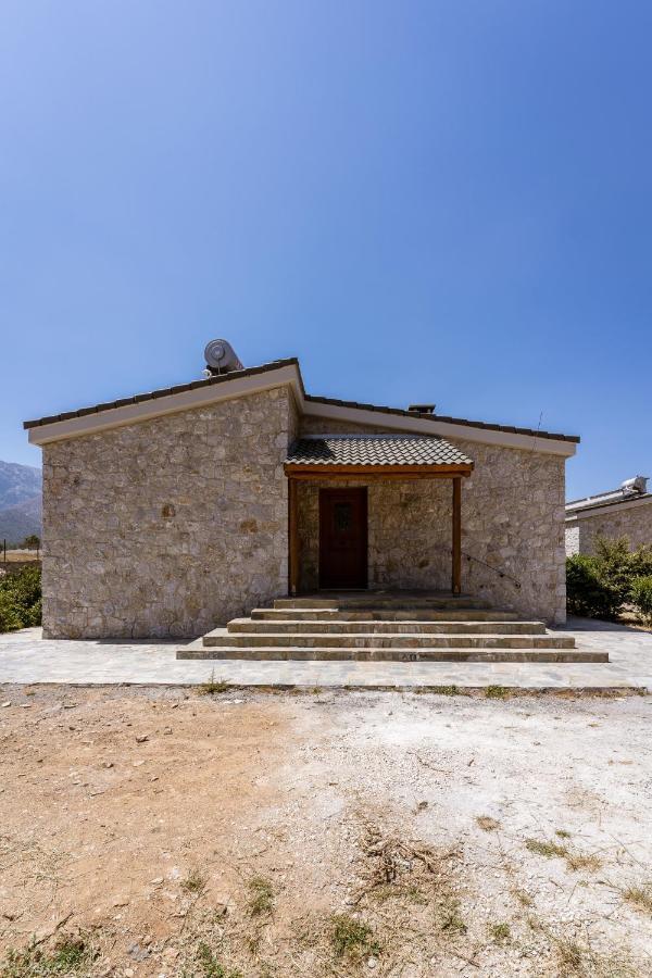 Omalos Village Exterior photo