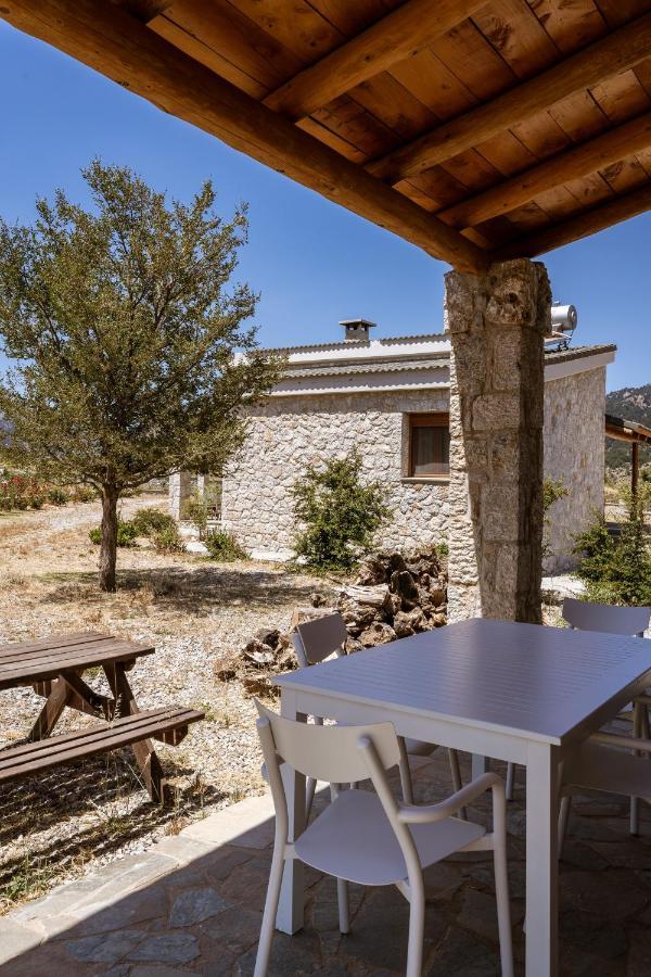 Omalos Village Exterior photo